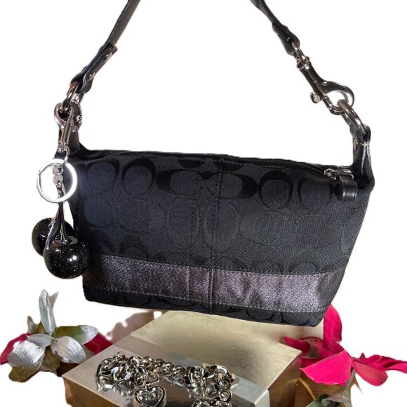 Coach Black Y2K Bucket Shoulder Bag - Picture 2 of 16